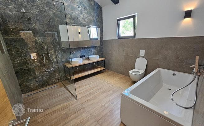 3-Bedroom Villa with Sea View in Bijela, Budva, photo 3