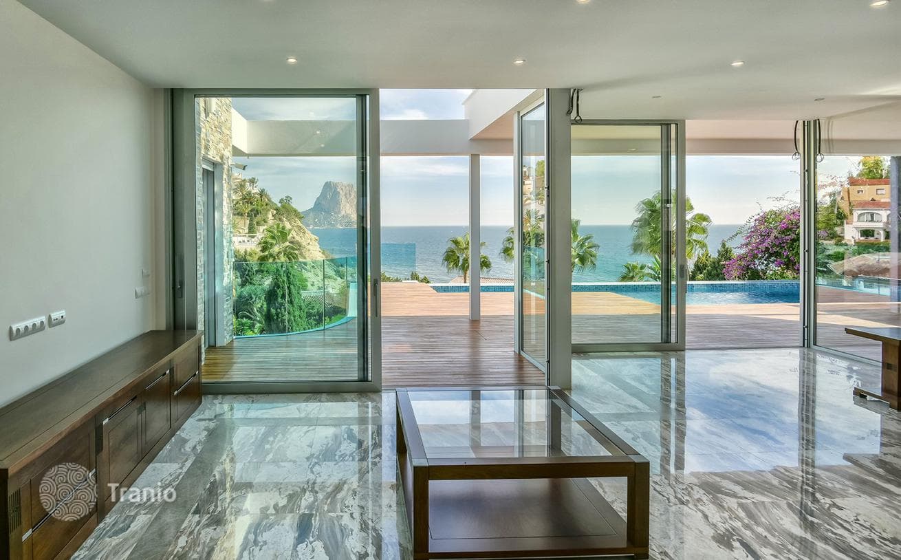 3-Bedroom Villa with Sea View in Calpe, Alicante, photo 4