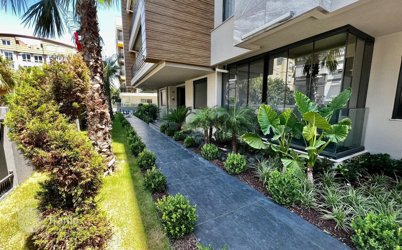 2-Bedroom (2+1) Luxury Apartment with Pool in Konyaalti, Antalya