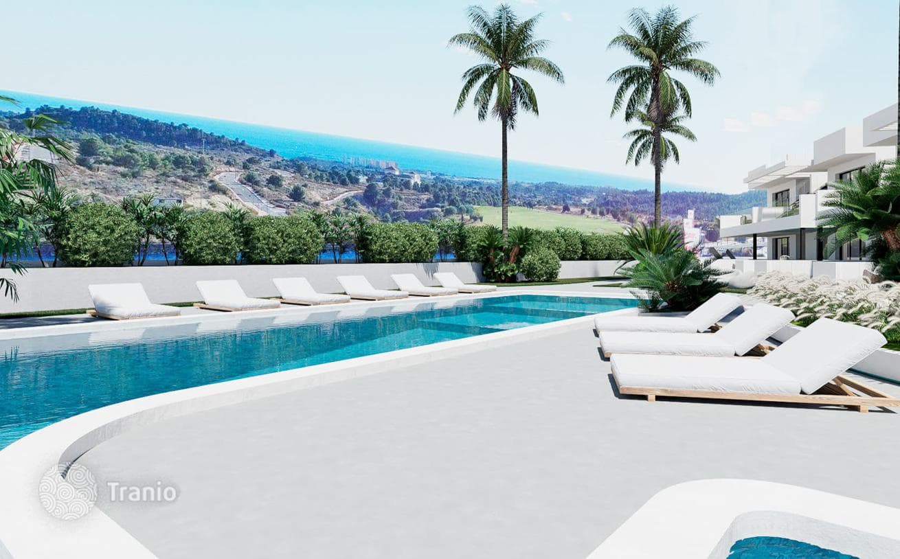 3-Bedroom Penthouse with Sea View in Benidorm, Alicante, photo 3