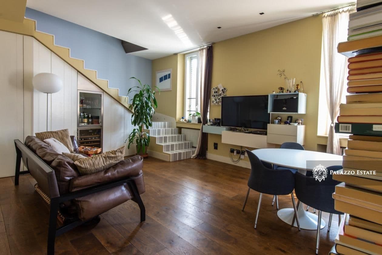 2-Bedroom Apartment in Milan, photo 5