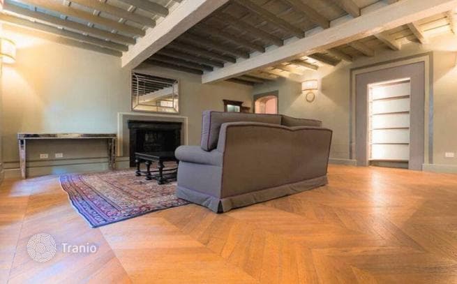 1-Bedroom Apartment in Florence, Italy, photo 4