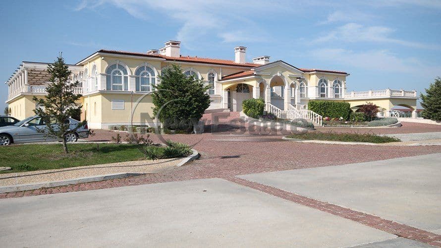 1-Bedroom Apartment in Balchik, Bulgaria