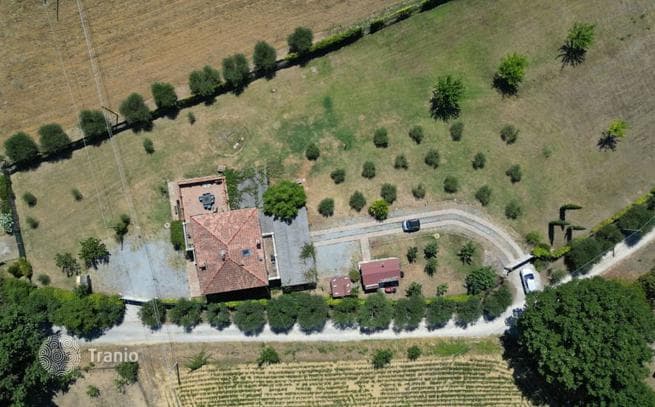 3-Bedroom Villa in Lucignano, Italy, photo 5