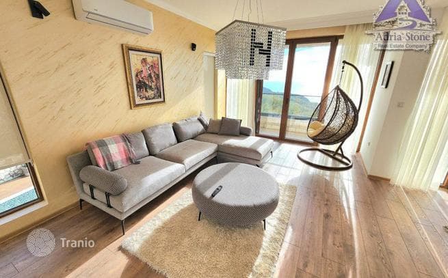 3-Bedroom Villa with Sea View in Budva, photo 5