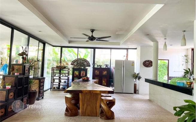 3-Bedroom Villa with Private Pool and Garden in Bang Rak, Koh Samui, photo 2