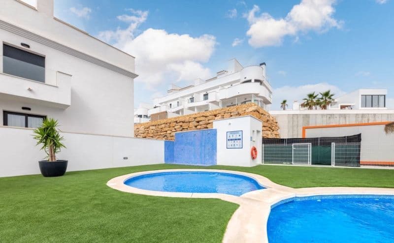 3-Bedroom Townhouse in Finestrat, photo 5