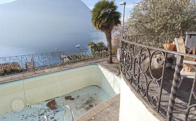 3-Bedroom Waterfront Villa with Private Pool in Valsolda, photo 5