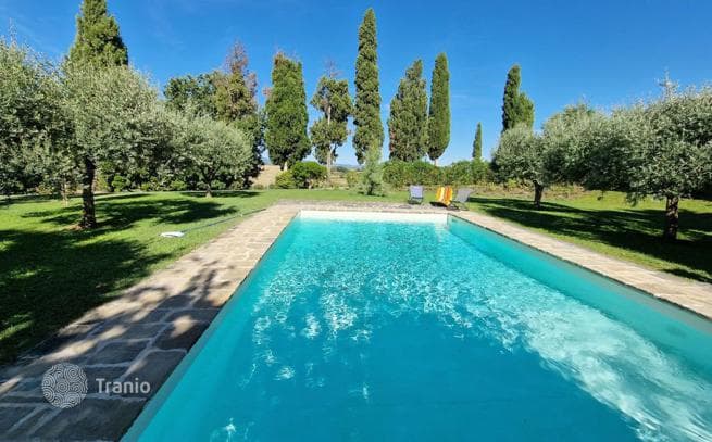 8-Bedroom Villa in Cortona, Italy, photo 4