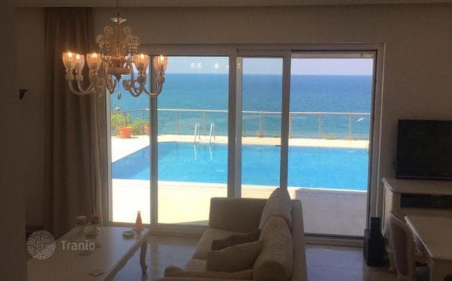 2-Story Villa with Private Pool and Garden in Istanbul, photo 4