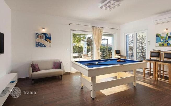 Villa with Private Pool and Sea View in Split, Dalmatia, photo 2