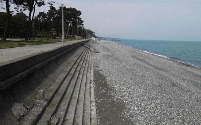 Большой дом в курортном городке Кобулети недалеко от моря, фото 2