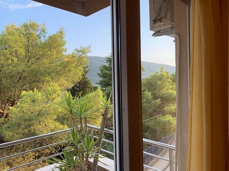 2-Bedroom Apartment in Herceg Novi, photo 4