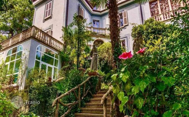 Historic Villa with Landscaped Gardens on Lake Como, Italy, photo 4