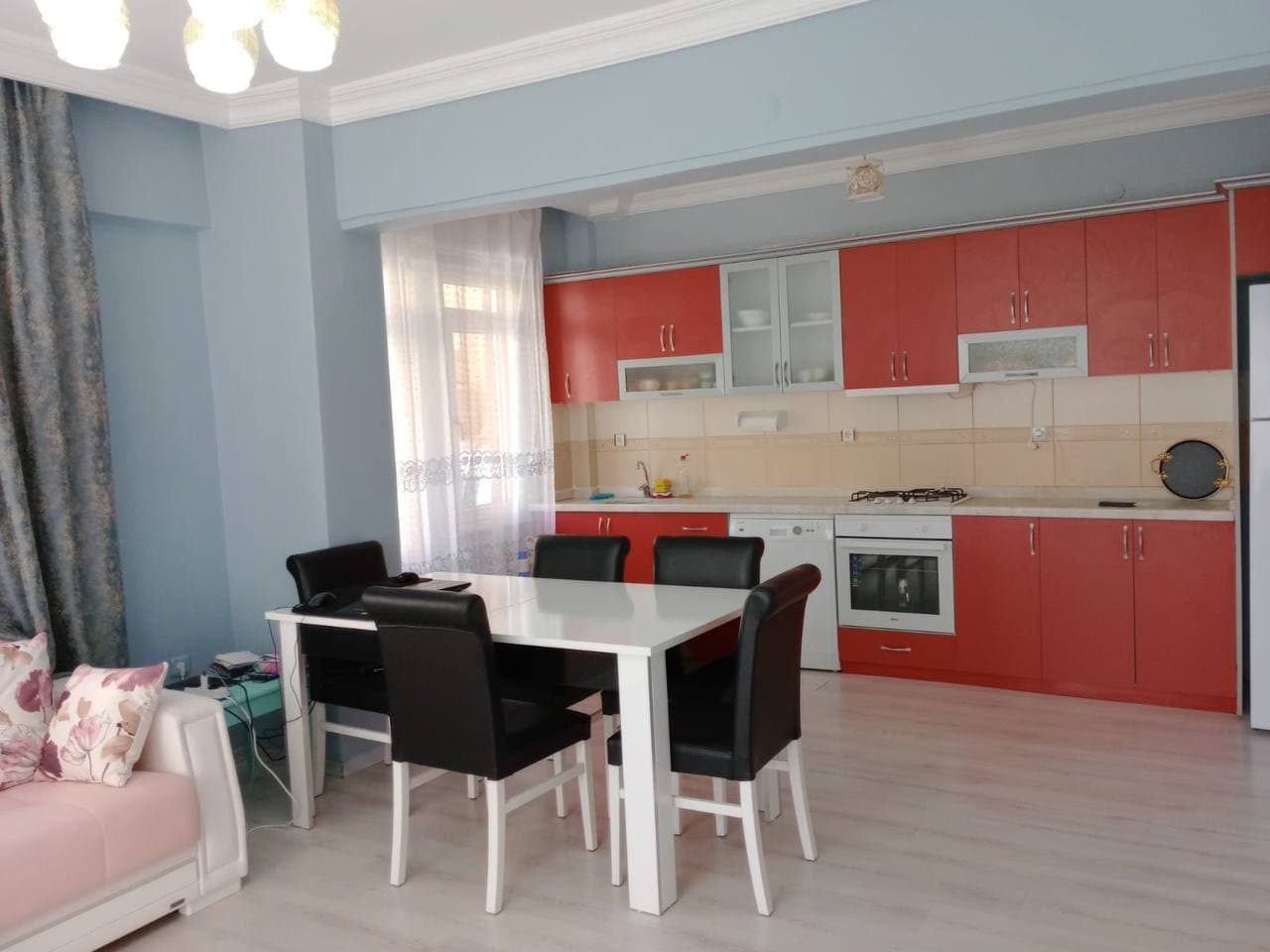 2-Bedroom (2+1) Apartment in Mahmutlar, Alanya