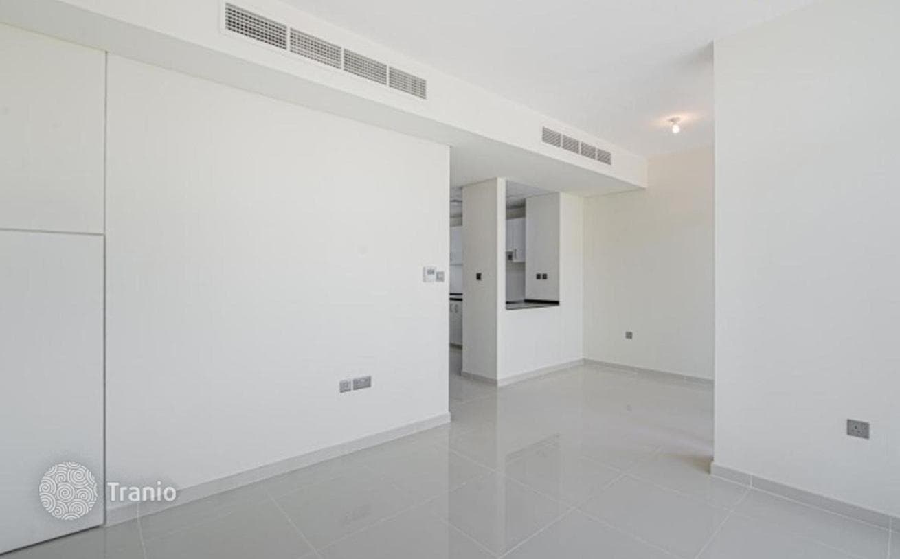 Luxury Villas and Townhouses in Damac Hills 2, Dubai, photo 4