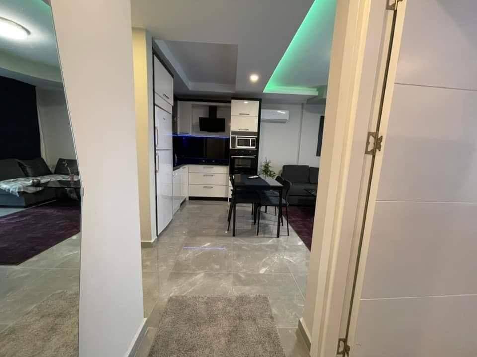 1-Bedroom (1+1) Apartment in Mahmutlar, Alanya, photo 4