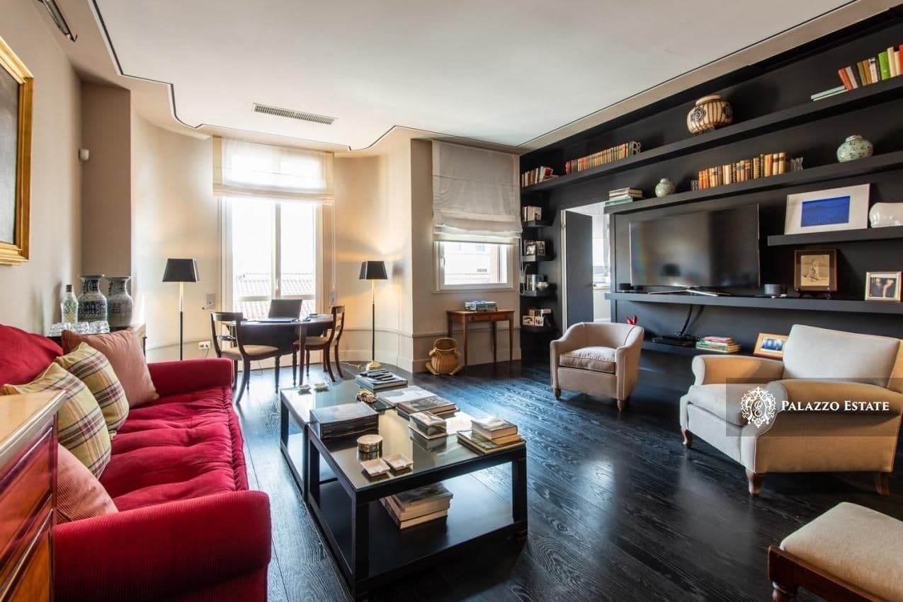 Апартаменты в Милане, Италия, 93 м², фото 2