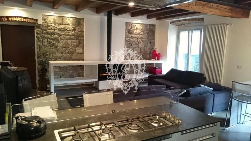 Квартира в Комо, Италия, 85 м², фото 3