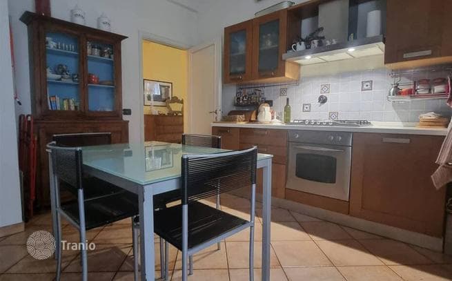 3-Bedroom Apartment in Florence, Italy