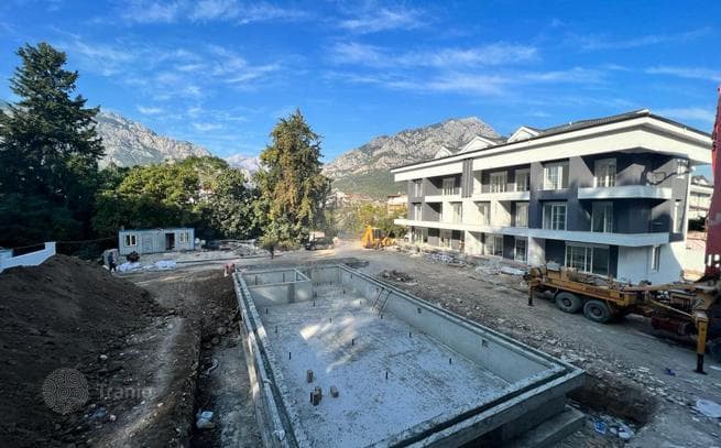 2-Bedroom Apartment with Mountain View in Kemer, photo 2