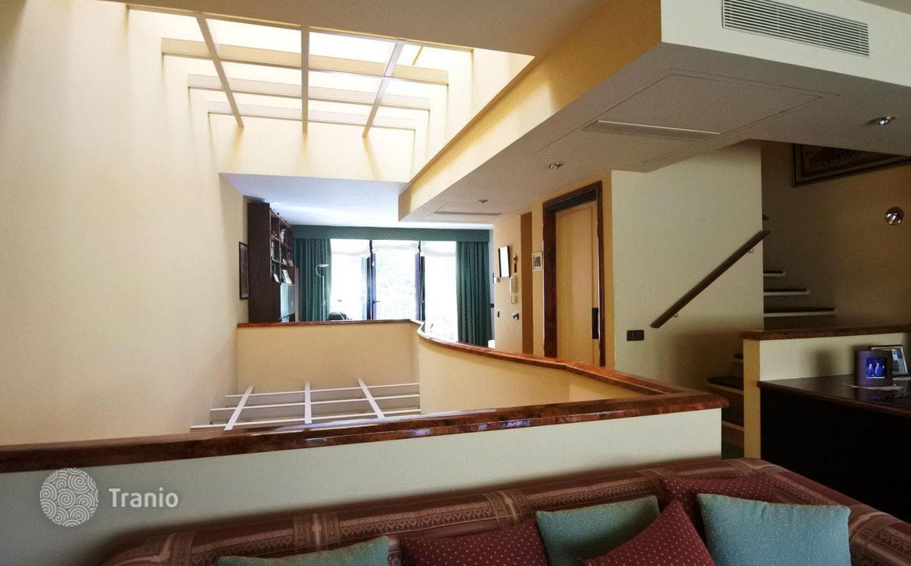 5-Bedroom Townhouse with Private Pool in Sarrià-Sant Gervasi, Barcelona, photo 3