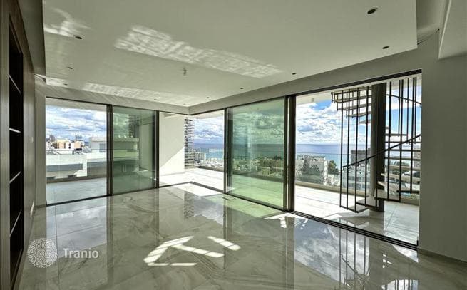 Modern Residence with Pool, Garden and Spa near the Beach in Agios Tychon, Limassol