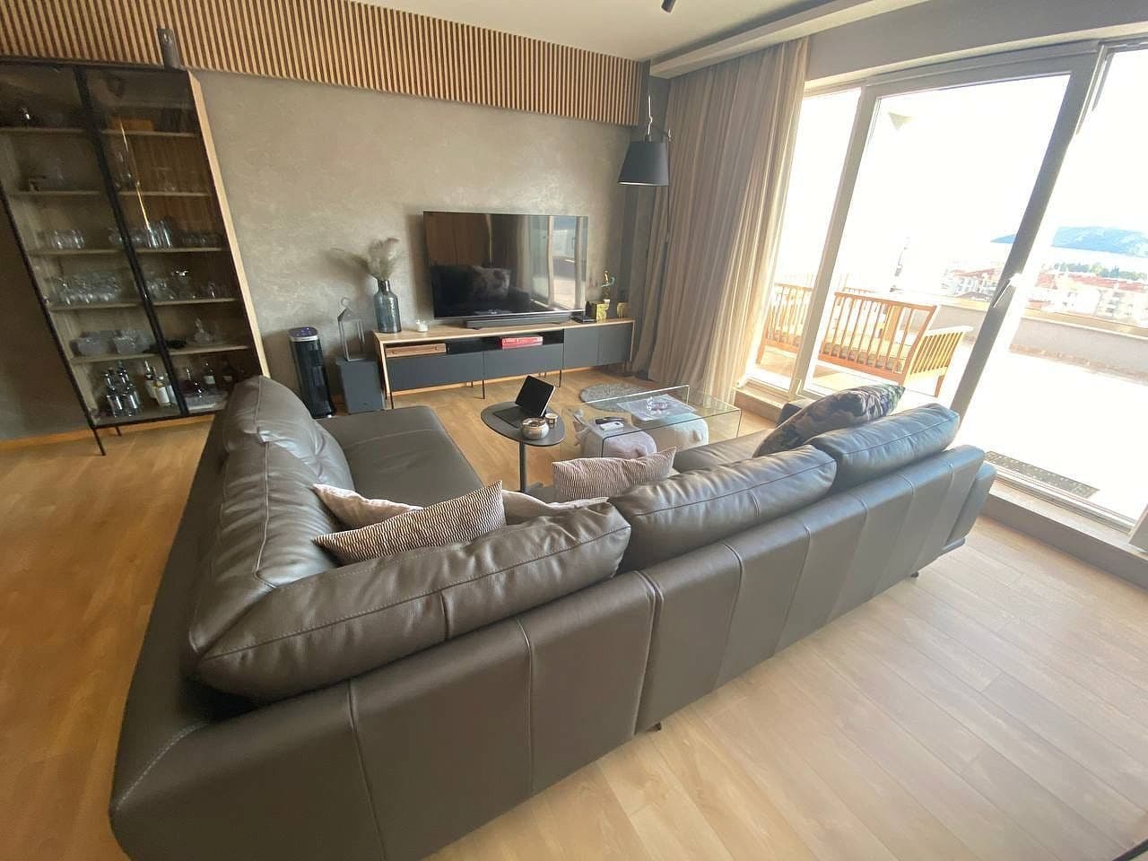 2-Bedroom Penthouse in Budva, photo 4