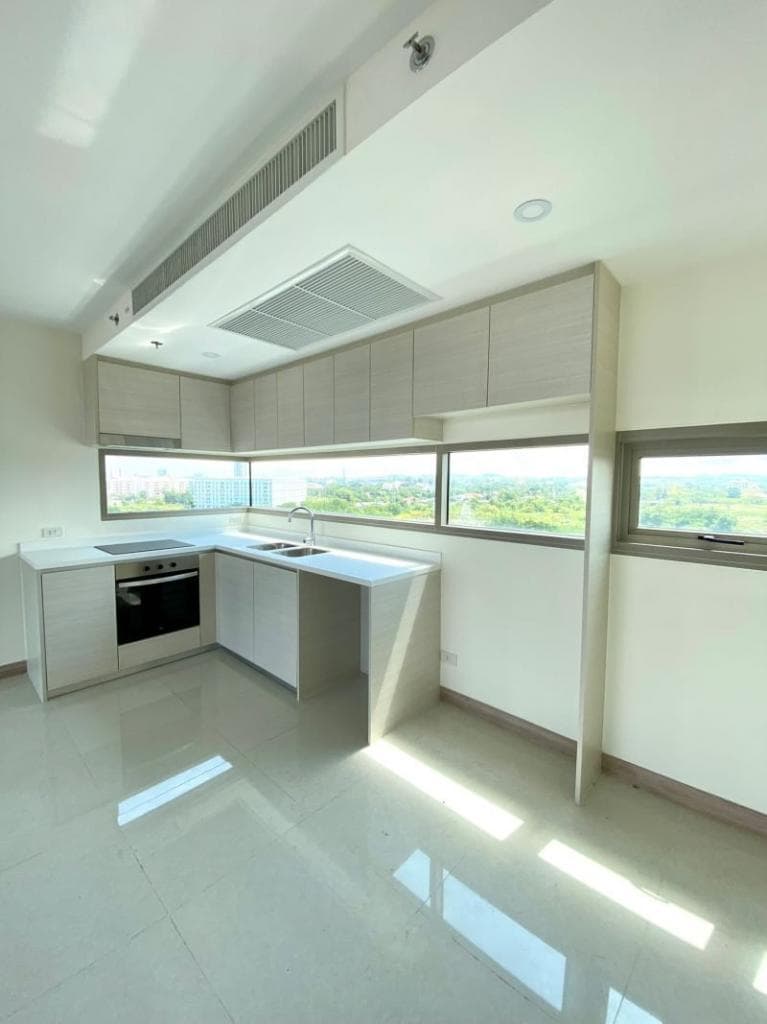 2-Bedroom Condo in Jomtien, Pattaya, photo 2
