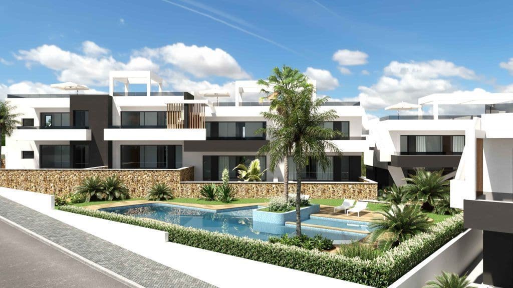 2-Bedroom Townhouse in Villamartin, photo 2