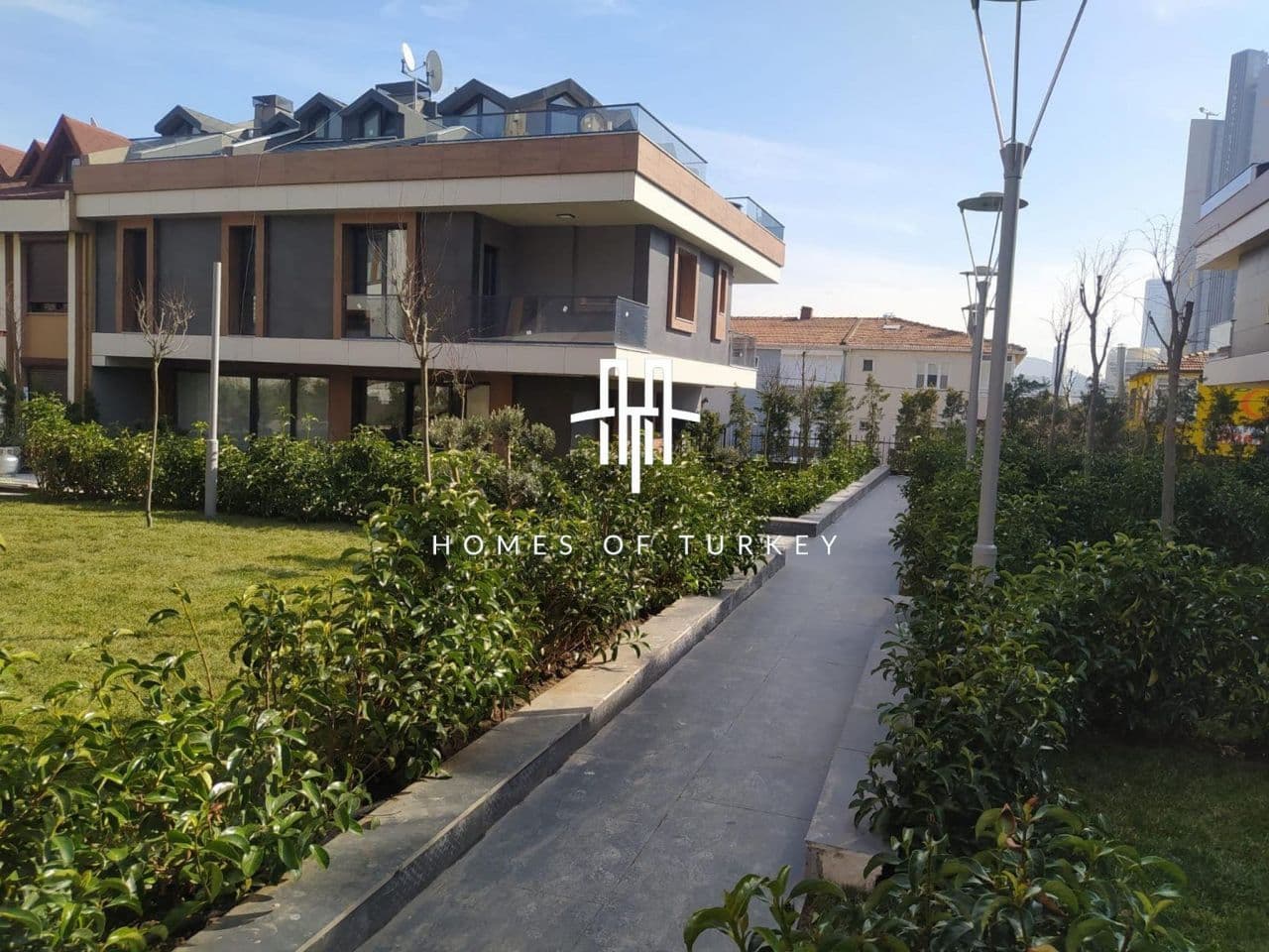 4-Bedroom Penthouse in Istanbul, photo 3