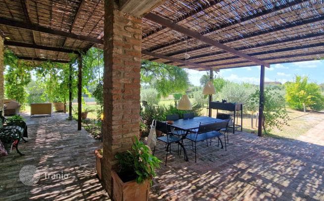3-Bedroom Villa in Lucignano, Italy, photo 4