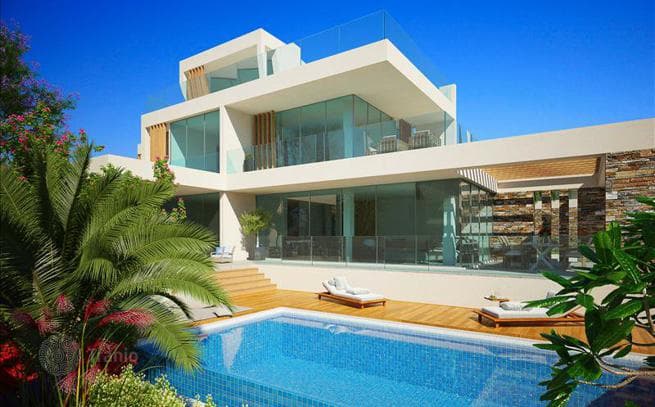 Modern Villas in a Golf Resort in Paphos, Cyprus