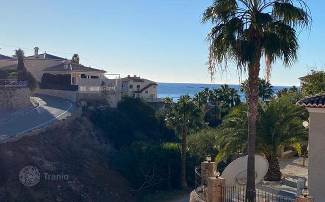 4-Bedroom Villa with Private Pool in Calpe, photo 2