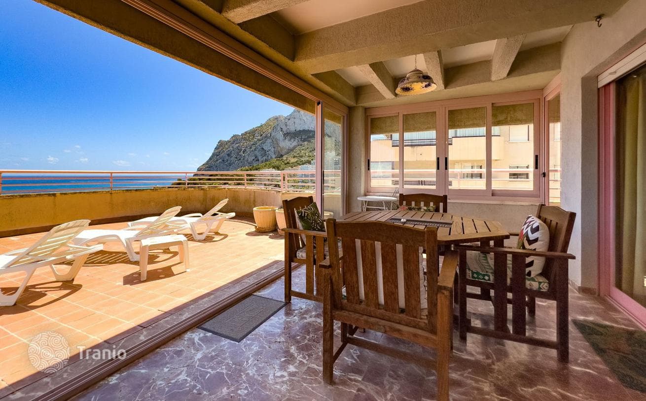 4-Bedroom Penthouse with Sea View and Peñón de Ifach View in Calpe, photo 4