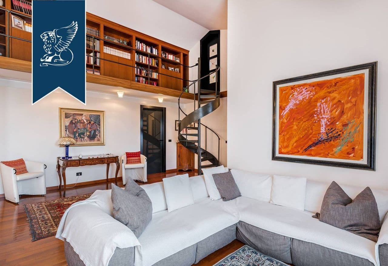 3-Bedroom Apartment in Viareggio, photo 4