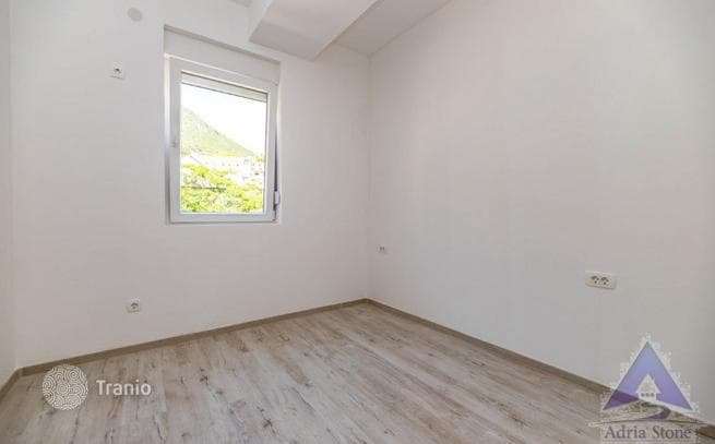 2-комнатные апартаменты в новостройке 69 м² в городе Херцег-Нови, Черногория, фото 2