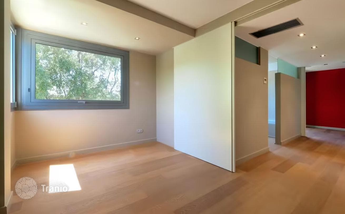 6-Bedroom House with Private Pool in Sant Cugat del Vallès, Barcelona, photo 5