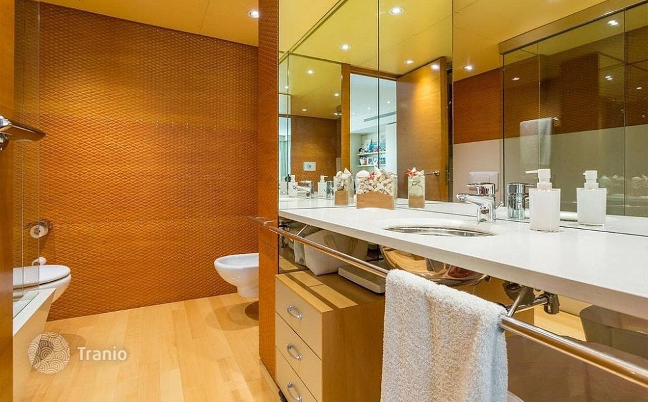 5-Bedroom House with Private Pool and Garden in Sarria-Sant Gervasi, Barcelona, photo 3