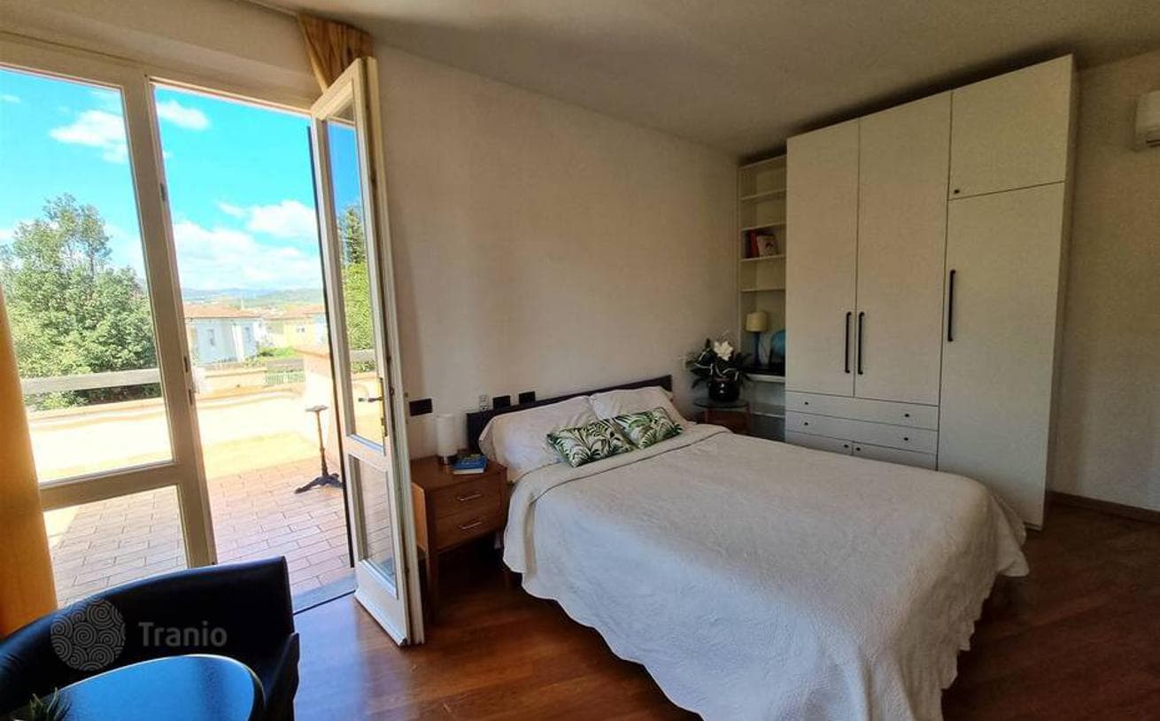 3-Bedroom Villa in Lucca, Italy