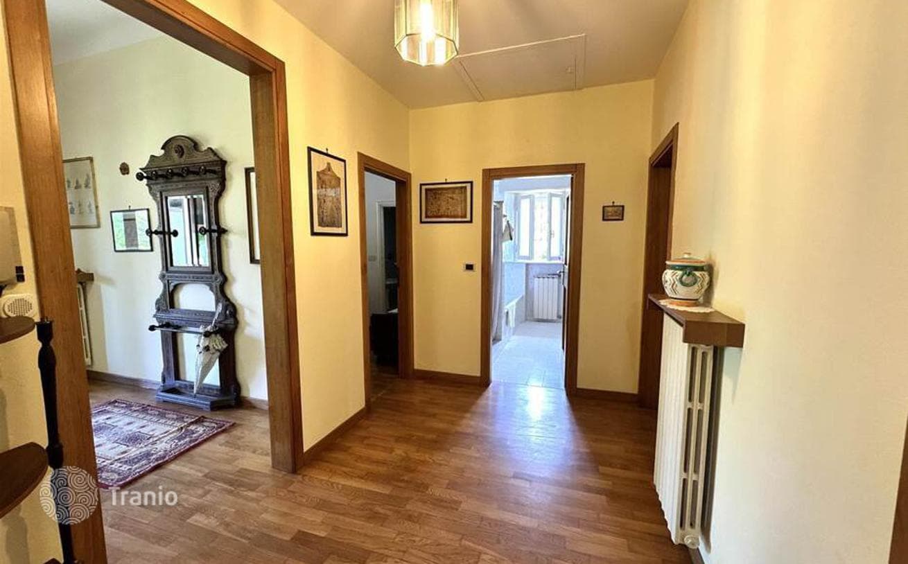 4-Bedroom Villa in Pietrasanta, Italy, photo 3