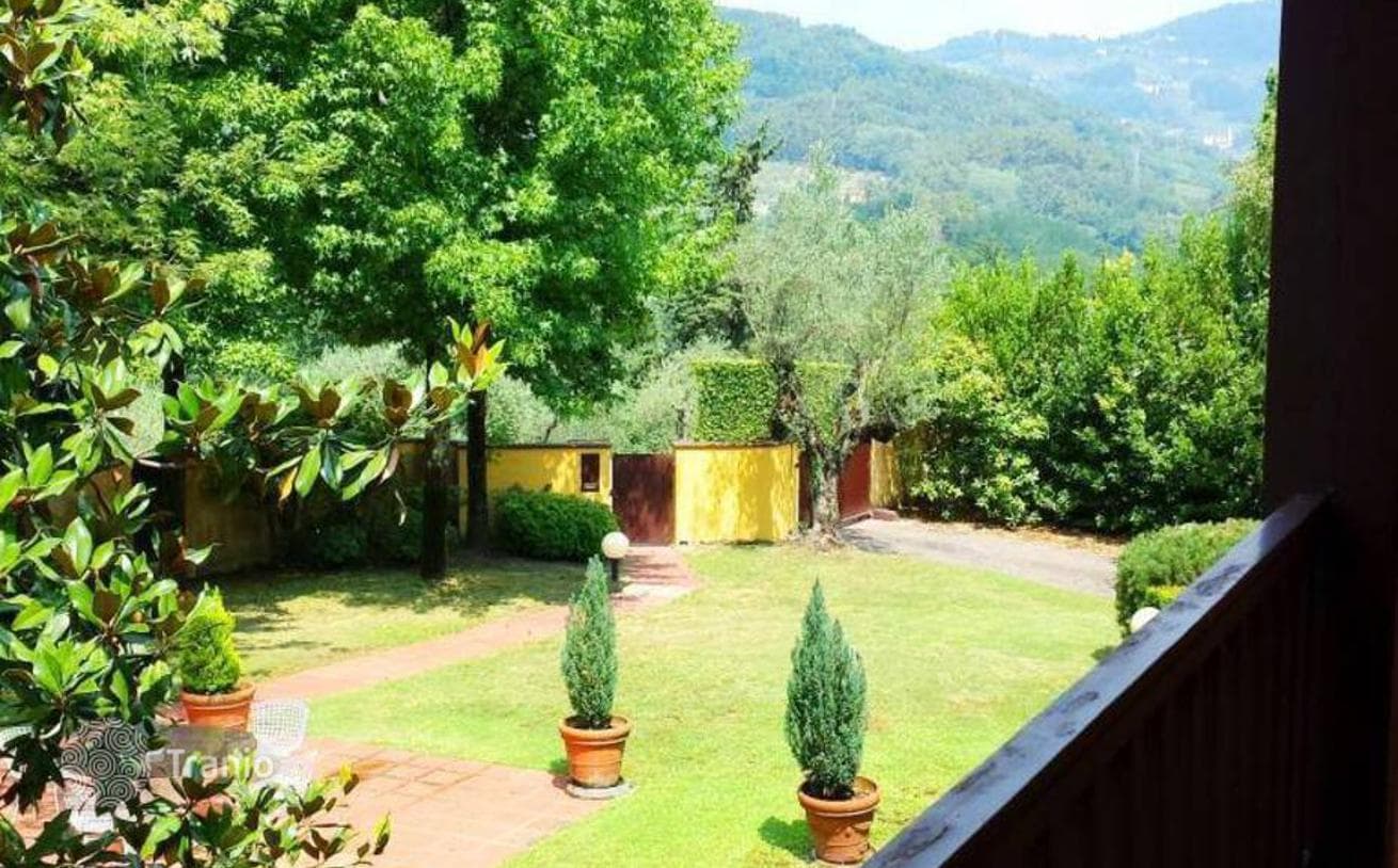 5-Bedroom Villa in Lucca, Italy, photo 4