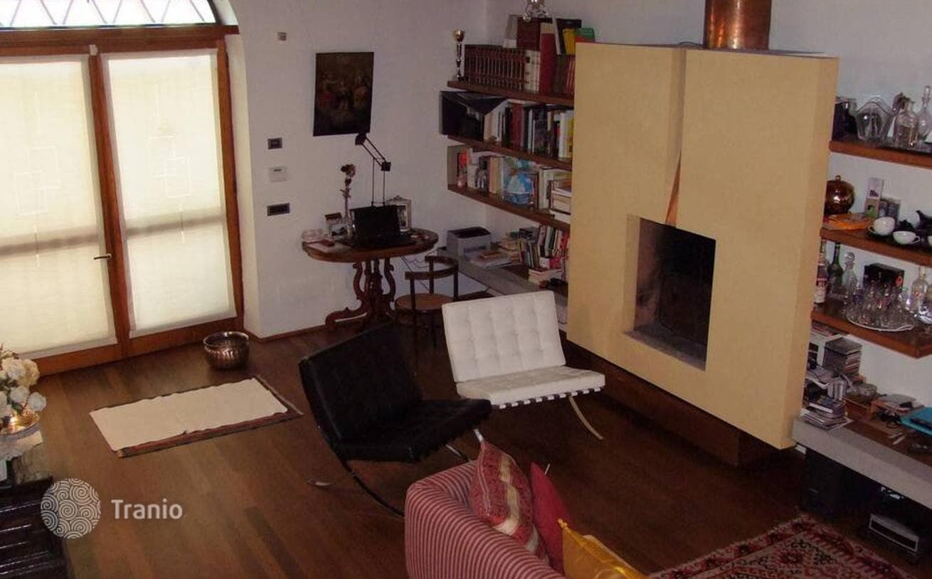 2-Bedroom Apartment in Pontassieve, Italy, photo 5