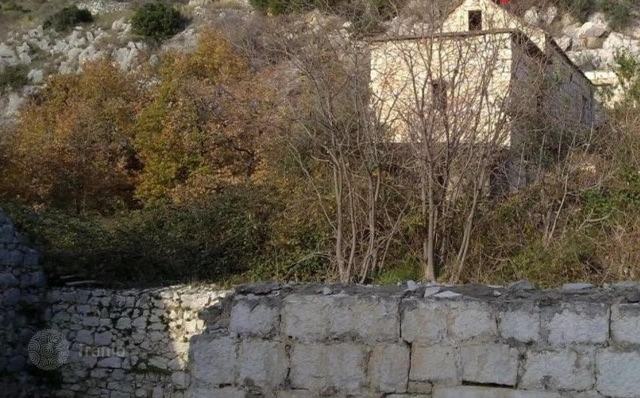 2-Bedroom House in Omis, Dalmatia, photo 2