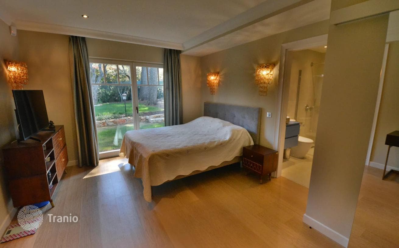 4-Bedroom Villa with Sea View in Cap-d'Ail, France, photo 2