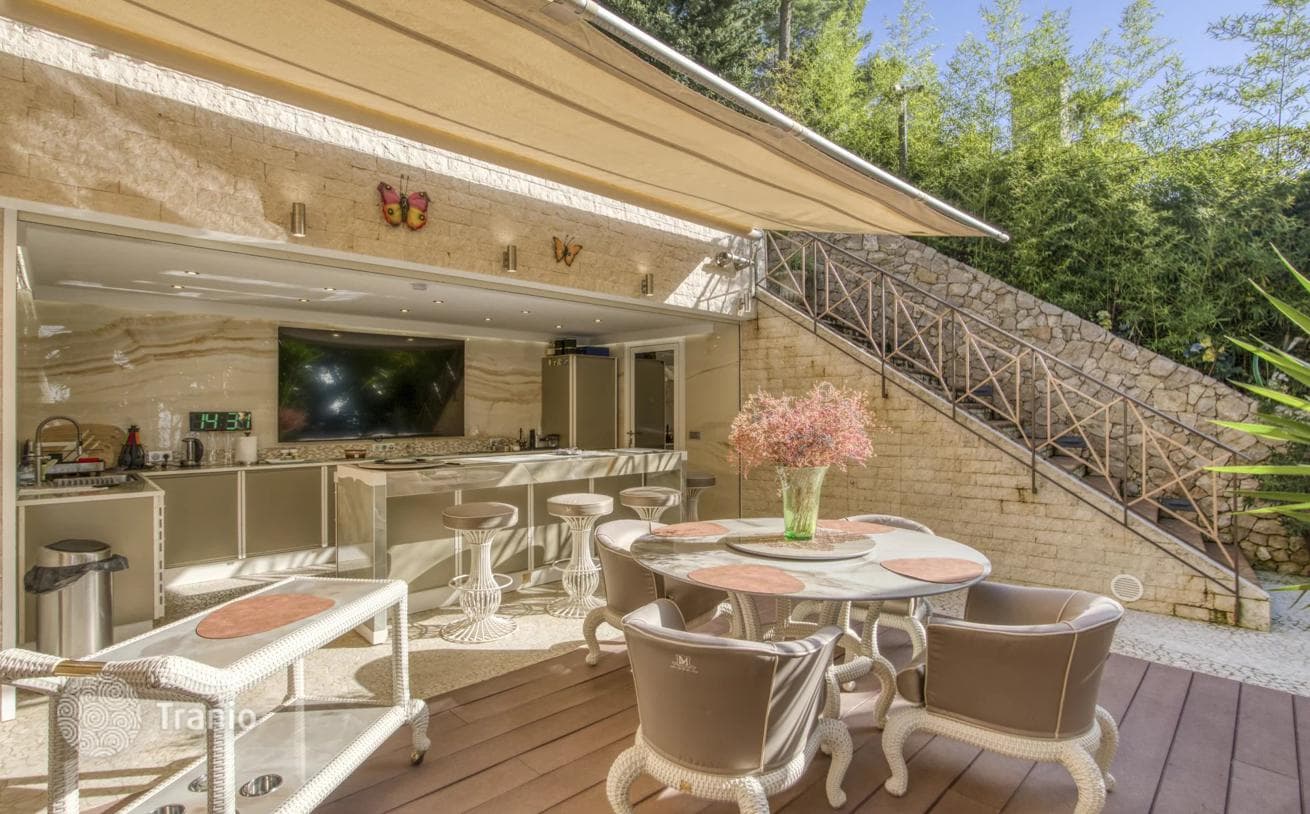 11-Bedroom Villa with Sea View in Villefranche-sur-Mer, photo 3