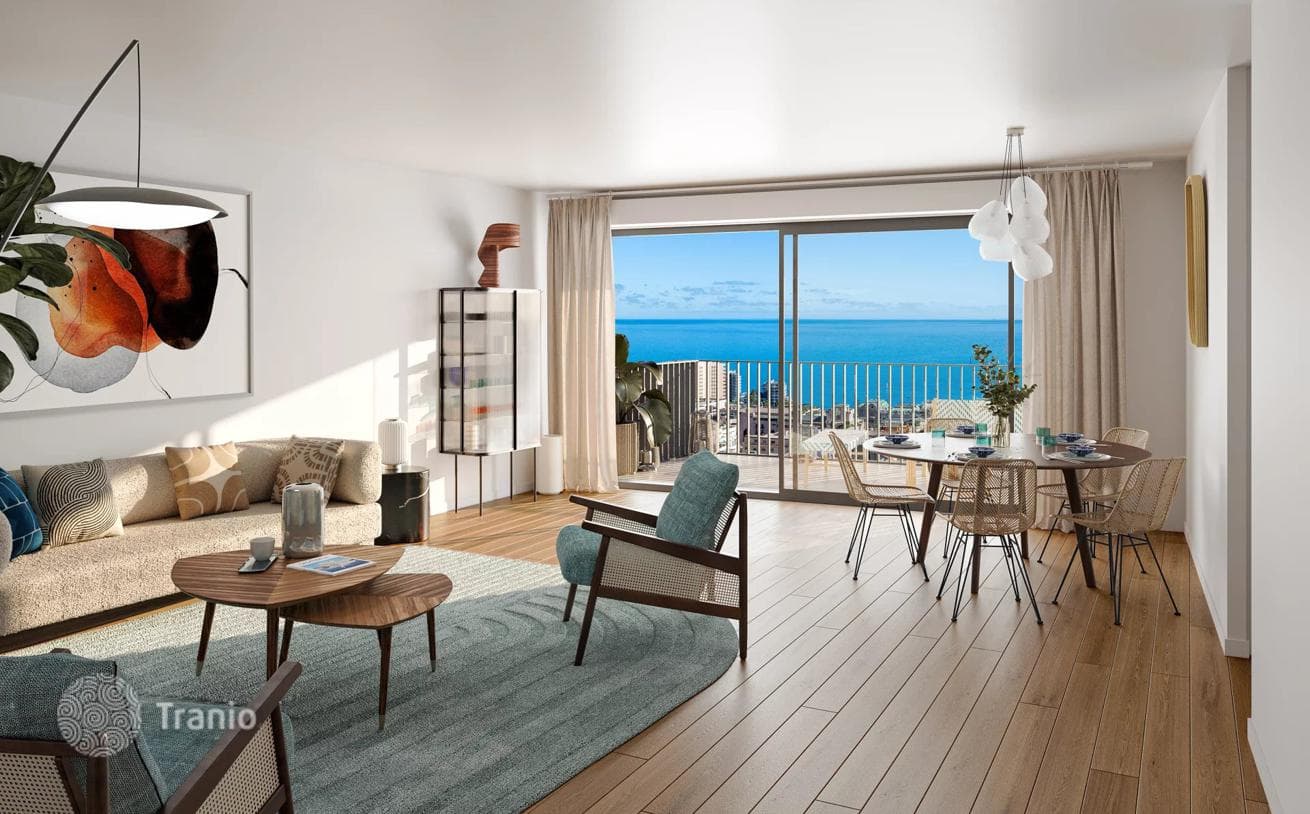 4-Bedroom Apartment with Roof Terrace and Sea View in Beausoleil, photo 5