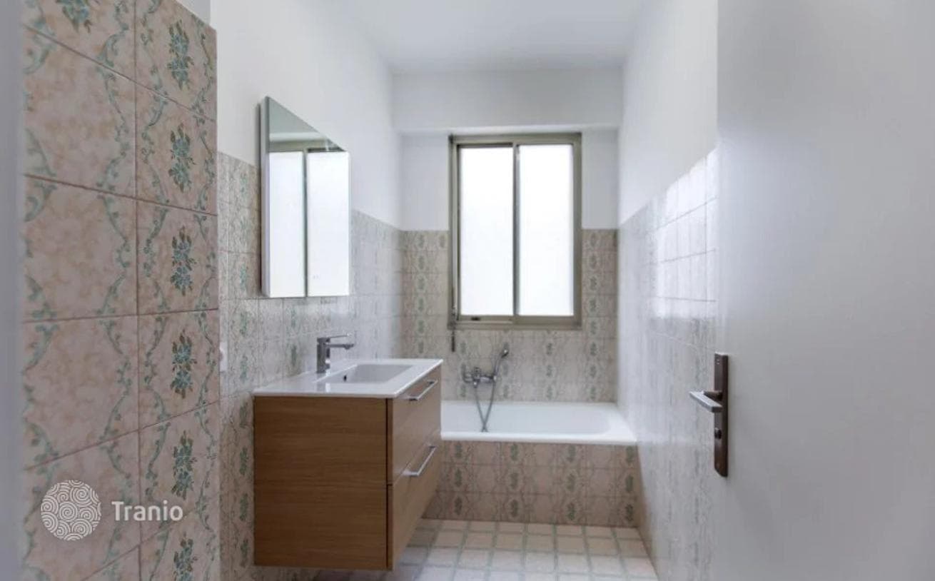 1-Bedroom Apartment with Sea View in Beaulieu-sur-Mer, photo 5
