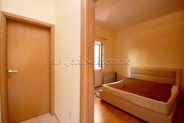 Квартира в Херцег-Нови, Черногория, 65 м², фото 2