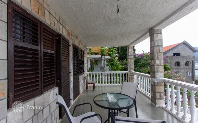8-Bedroom House with Sea View in Krasici, Montenegro, photo 2